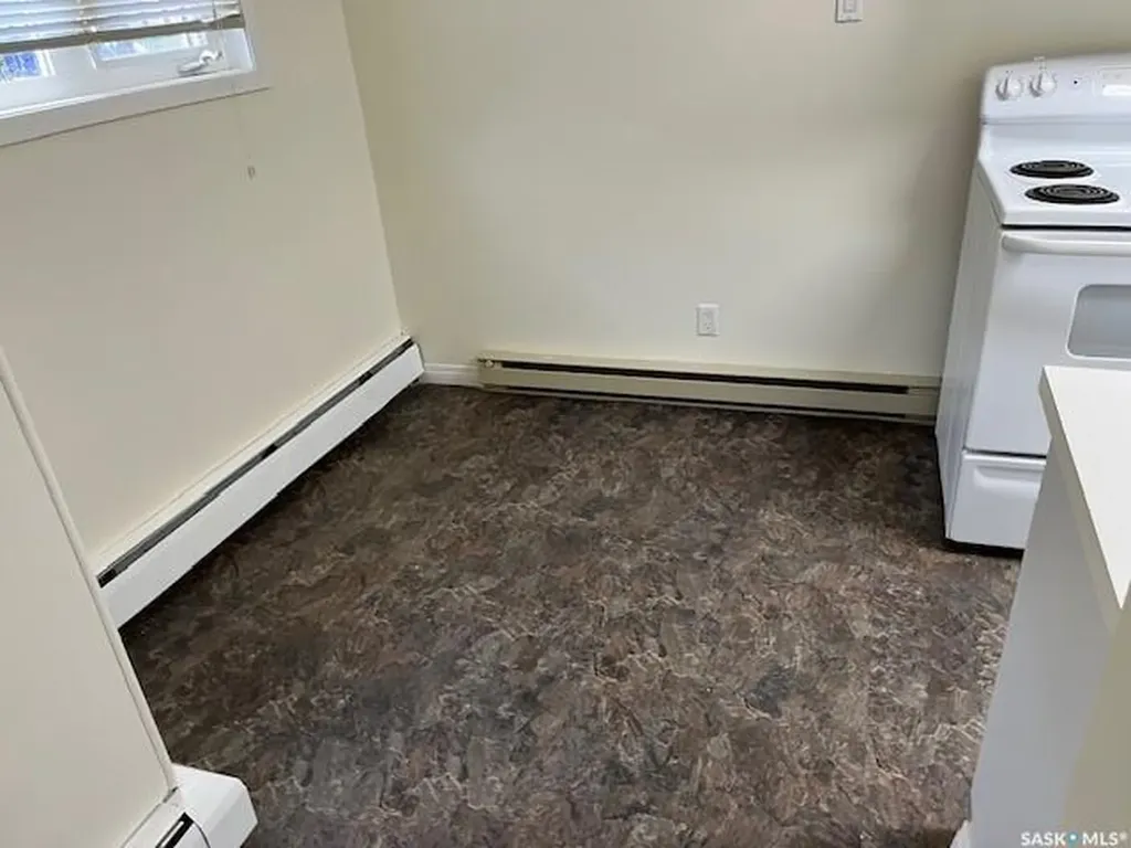 302 8th Avenue SW Biggar SK S0K 0M0