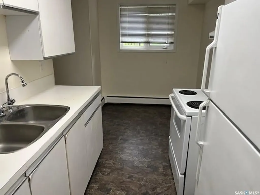302 8th Avenue SW Biggar SK S0K 0M0