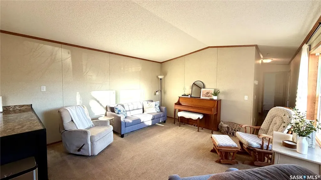 219B King Street Broderick SK S0H 0L0