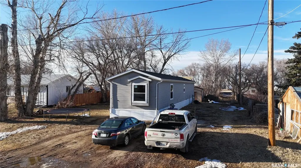 219B King Street Broderick SK S0H 0L0