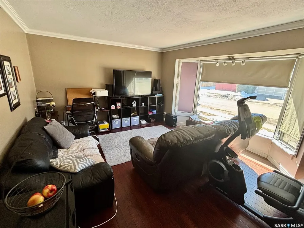 1 Davidson Crescent Saskatoon SK S7L 3Z9
