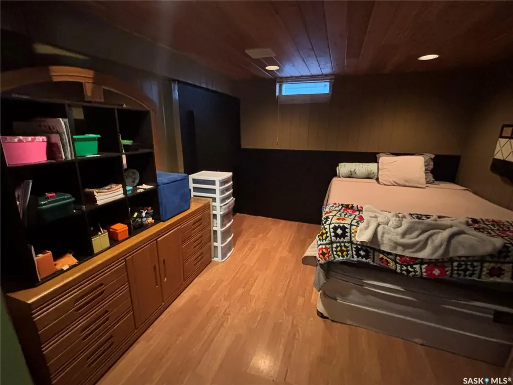 1 Davidson Crescent Saskatoon SK S7L 3Z9