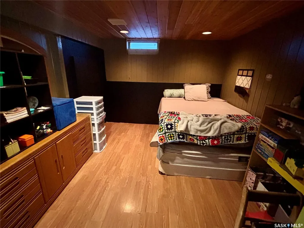 1 Davidson Crescent Saskatoon SK S7L 3Z9