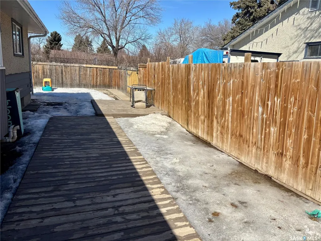 1 Davidson Crescent Saskatoon SK S7L 3Z9