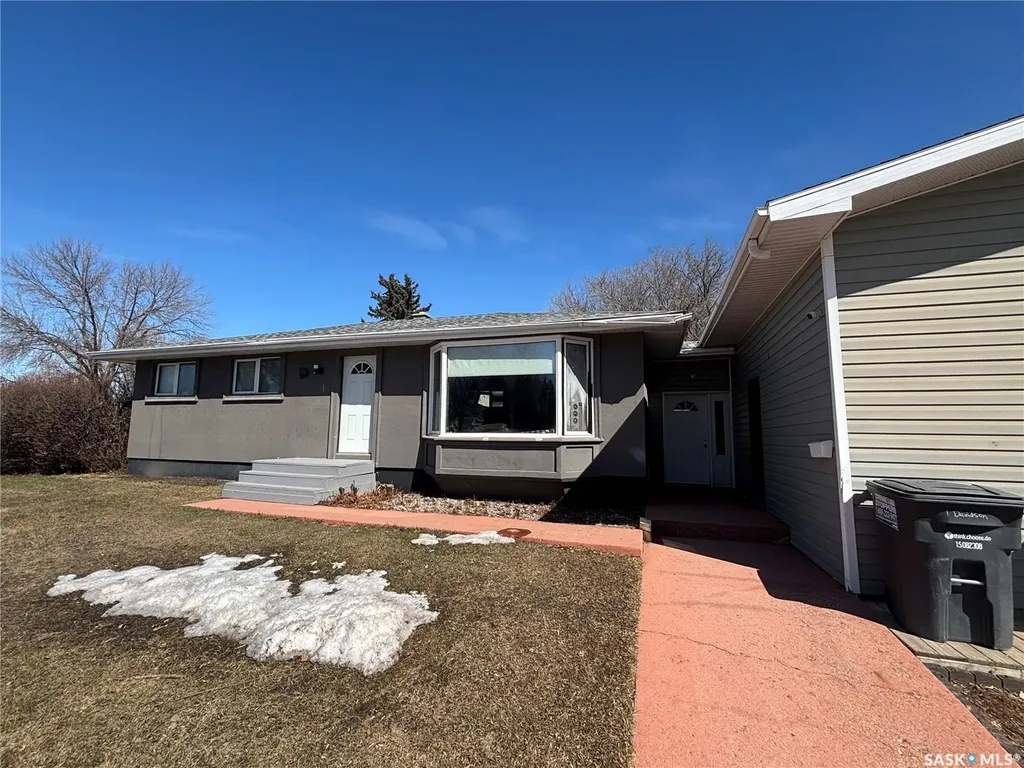 1 Davidson Crescent Saskatoon SK S7L 3Z9