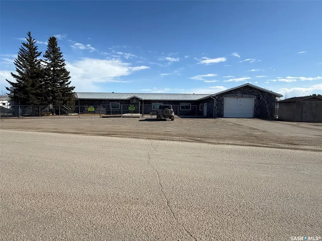 310 Husky Avenue Air Ronge SK S0J 3G0