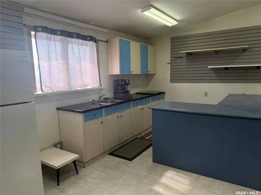310 Husky Avenue Air Ronge SK S0J 3G0