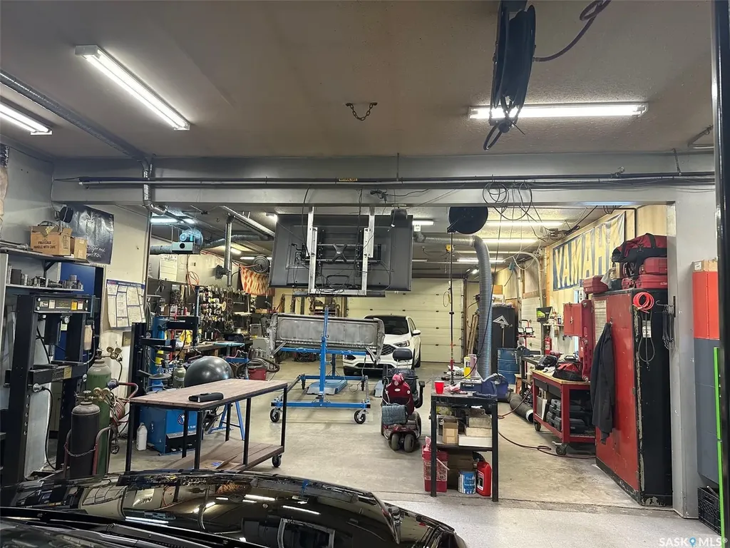 310 Husky Avenue Air Ronge SK S0J 3G0