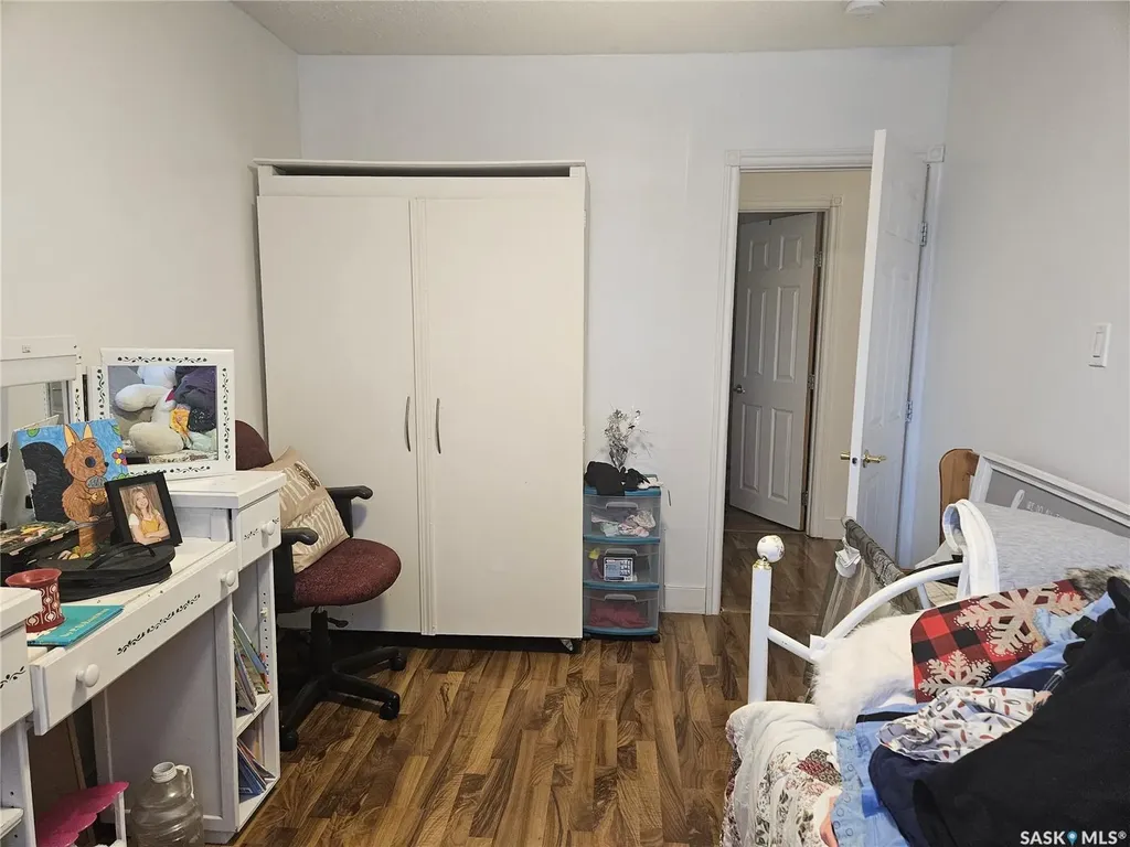 1292 Gordon Road Moose Jaw SK S6H 3E5