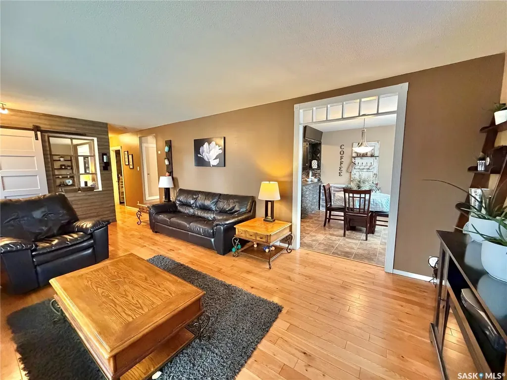 361 Fourth Avenue N Yorkton SK S3N 1B5