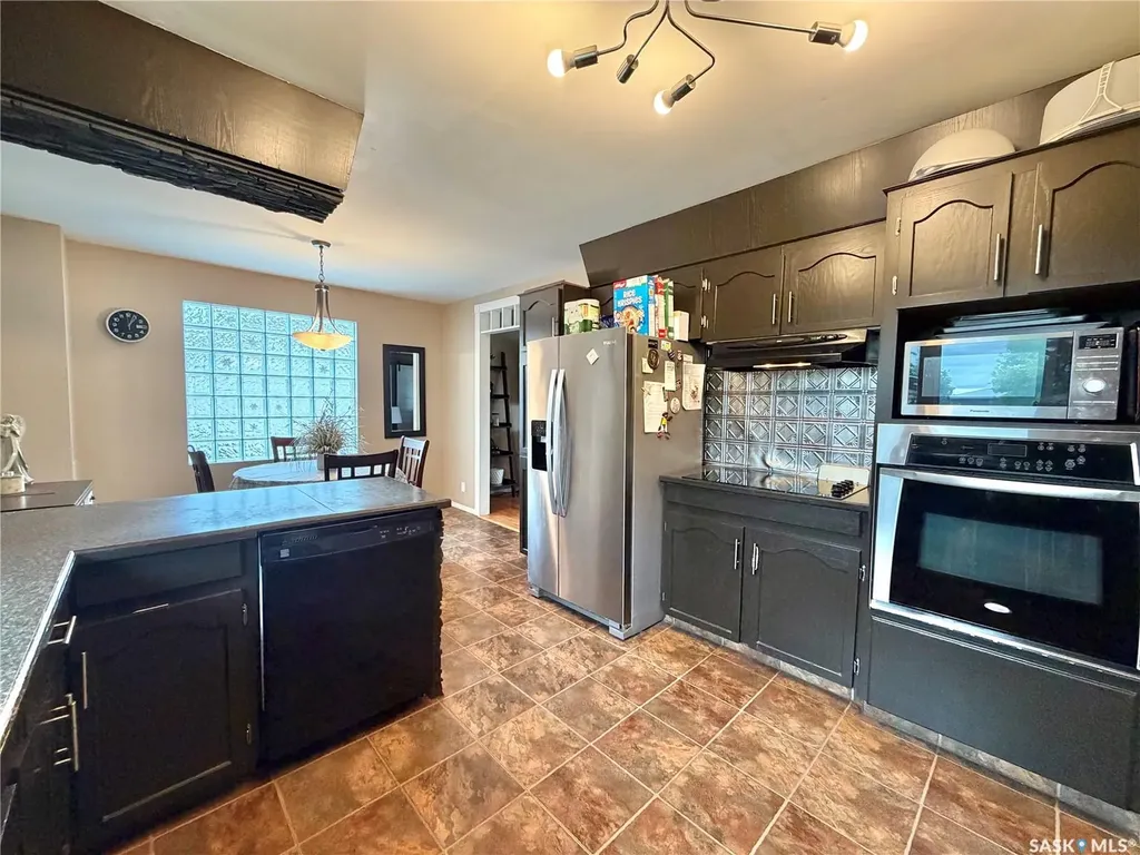 361 Fourth Avenue N Yorkton SK S3N 1B5