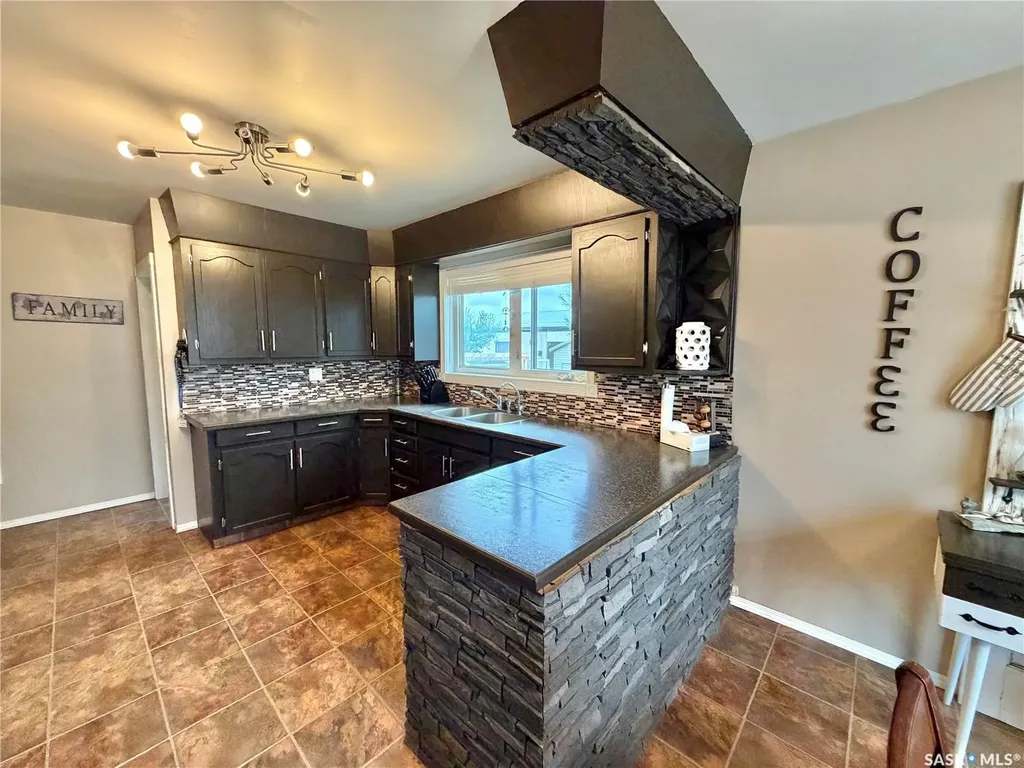 361 Fourth Avenue N Yorkton SK S3N 1B5