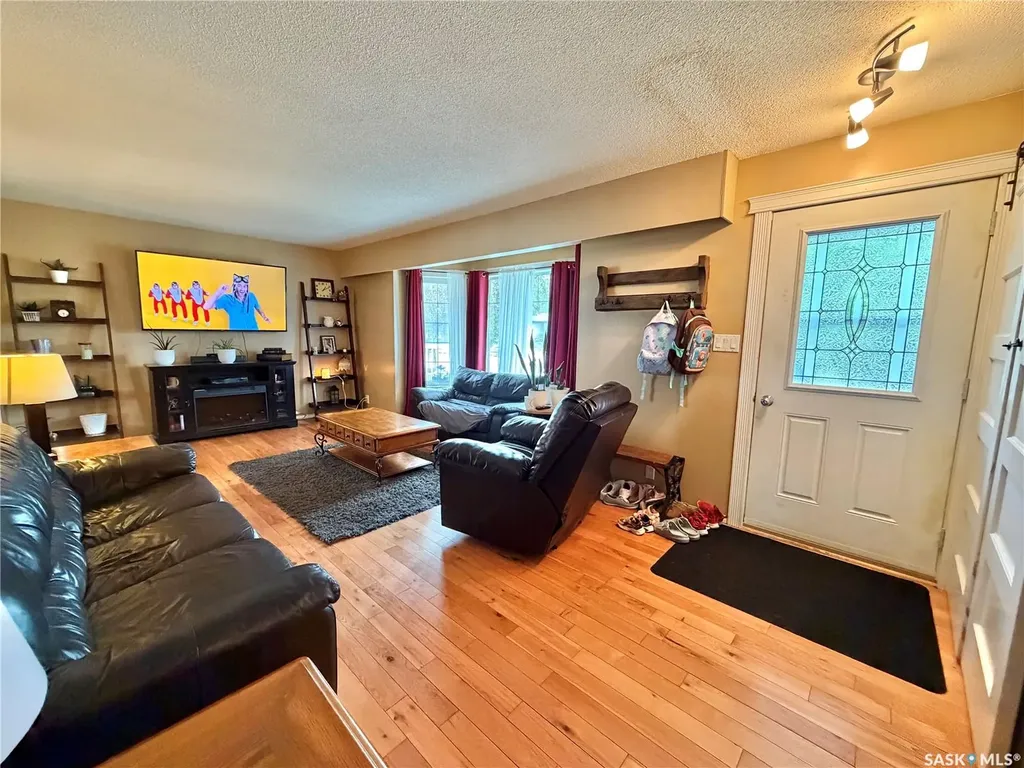 361 Fourth Avenue N Yorkton SK S3N 1B5