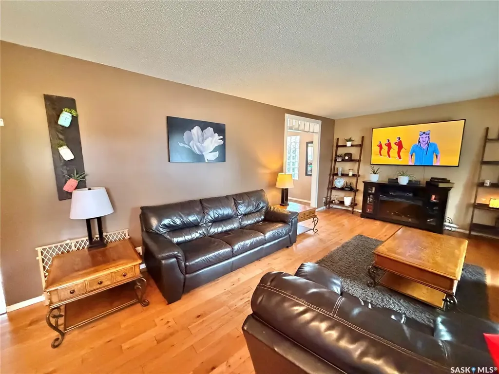 361 Fourth Avenue N Yorkton SK S3N 1B5