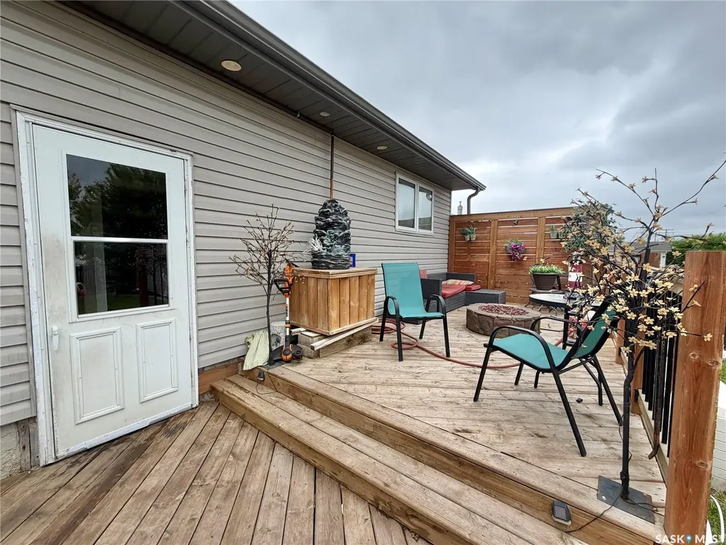 361 Fourth Avenue N Yorkton SK S3N 1B5