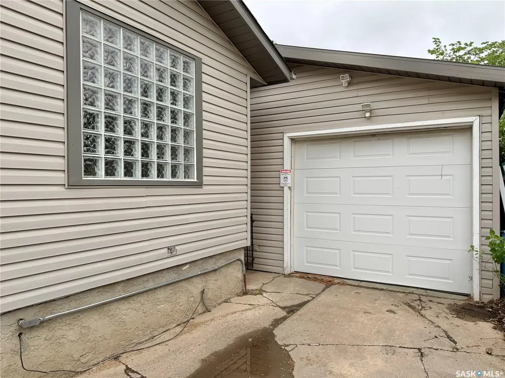 361 Fourth Avenue N Yorkton SK S3N 1B5