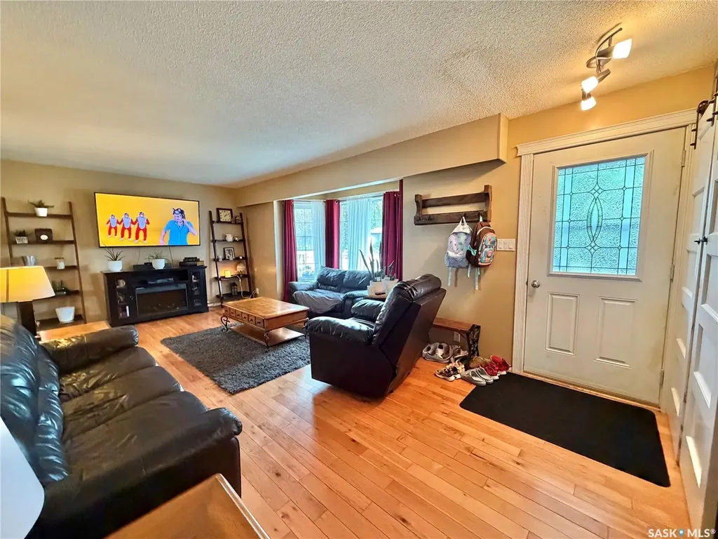 361 Fourth Avenue N Yorkton SK S3N 1B5