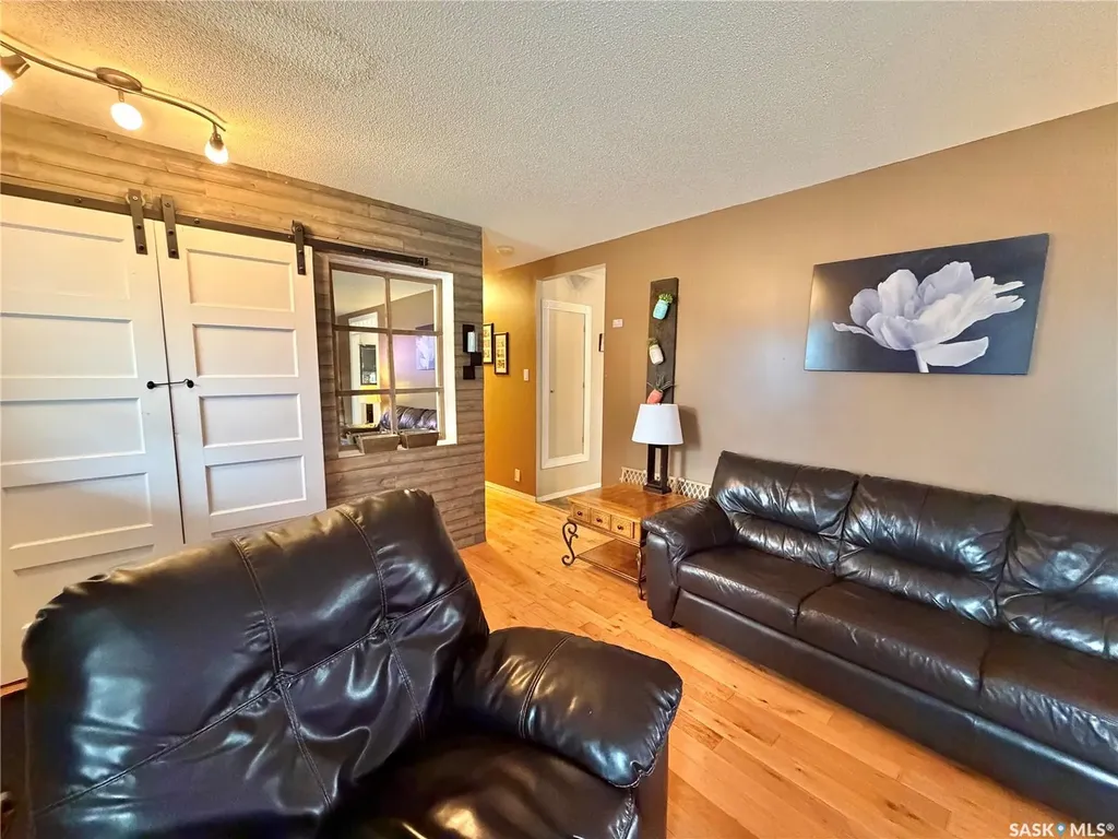 361 Fourth Avenue N Yorkton SK S3N 1B5
