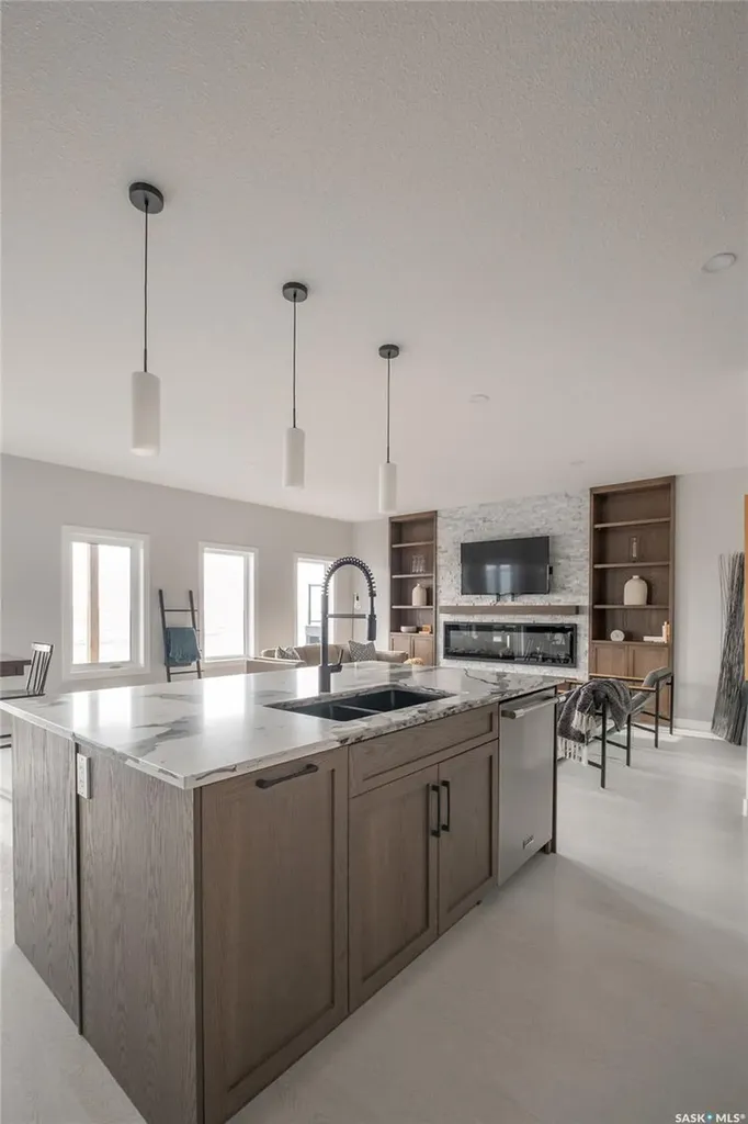 3748 Gee Crescent Regina SK S4V 3P1