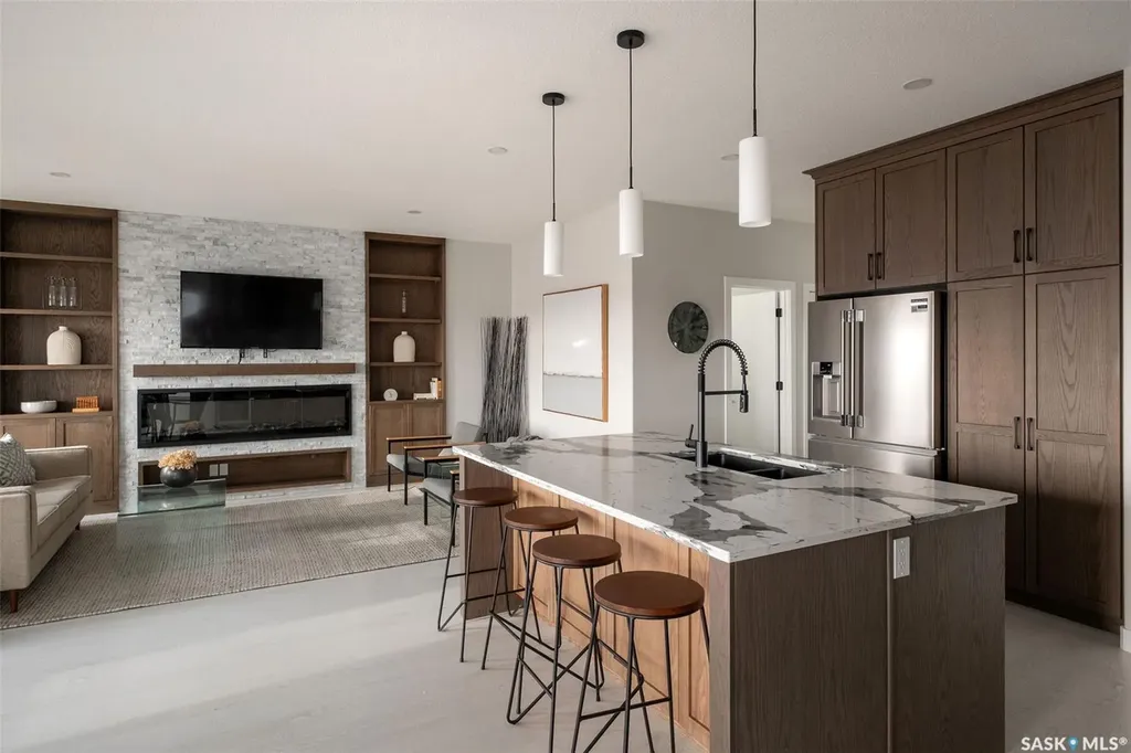 3748 Gee Crescent Regina SK S4V 3P1