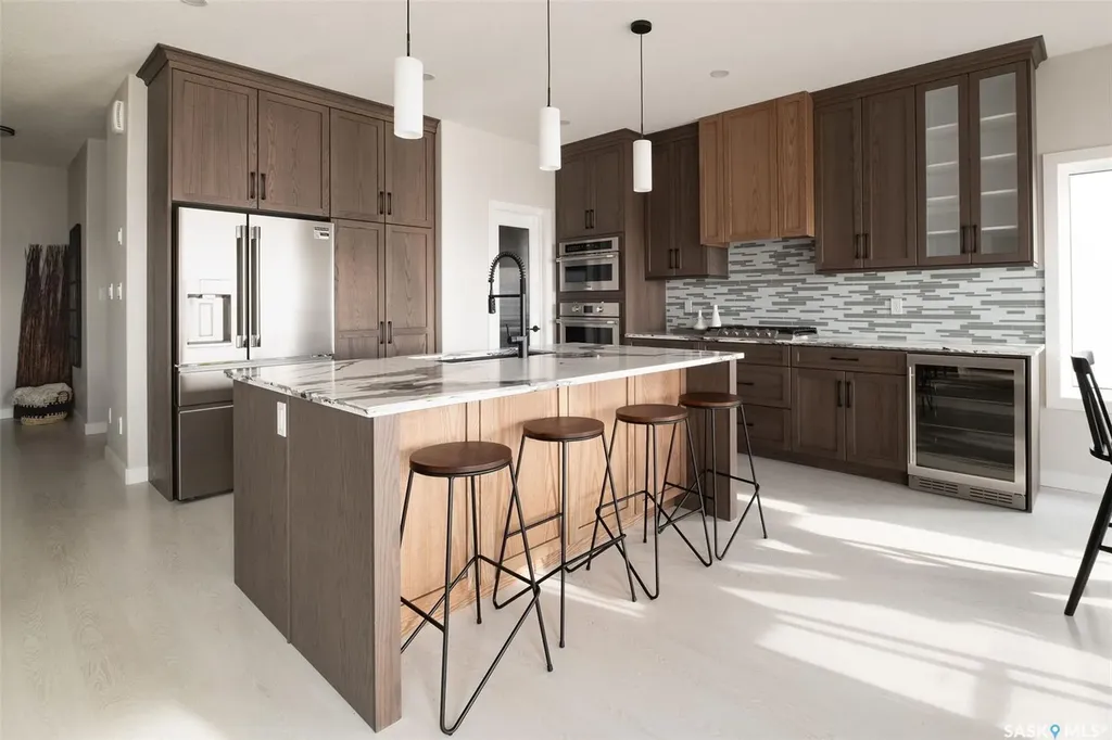 3748 Gee Crescent Regina SK S4V 3P1