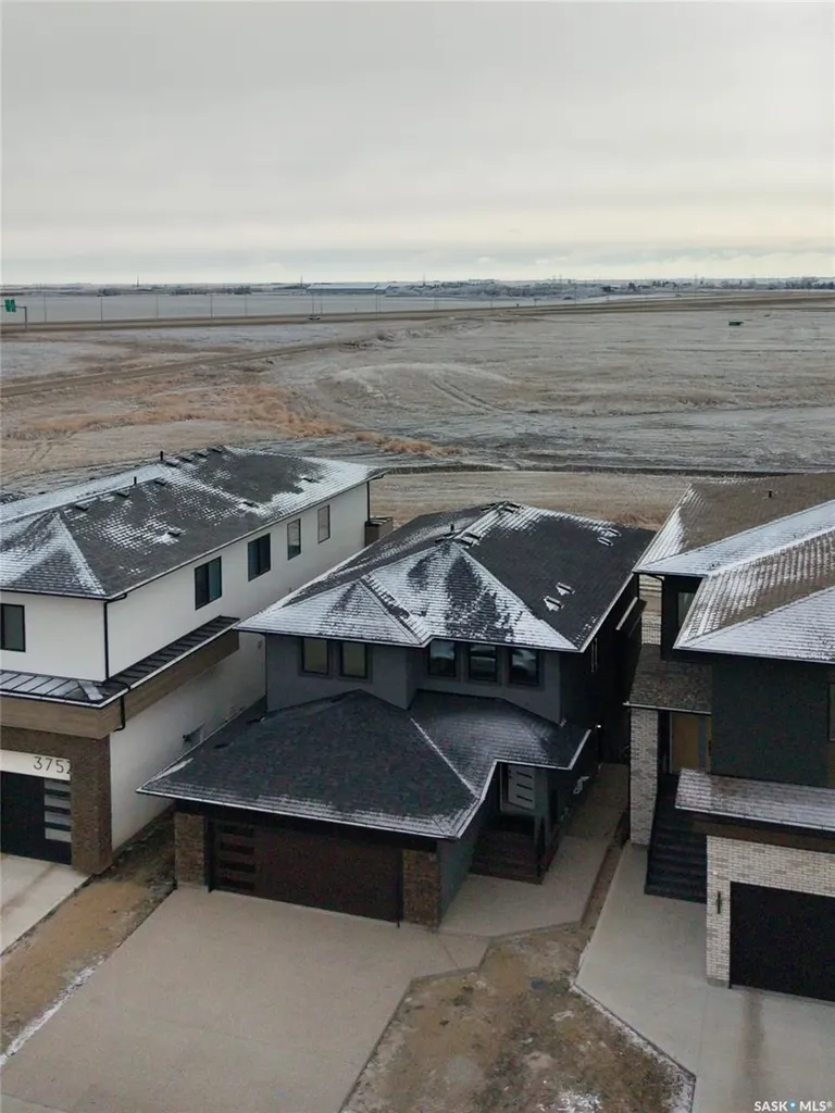 3748 Gee Crescent Regina SK S4V 3P1