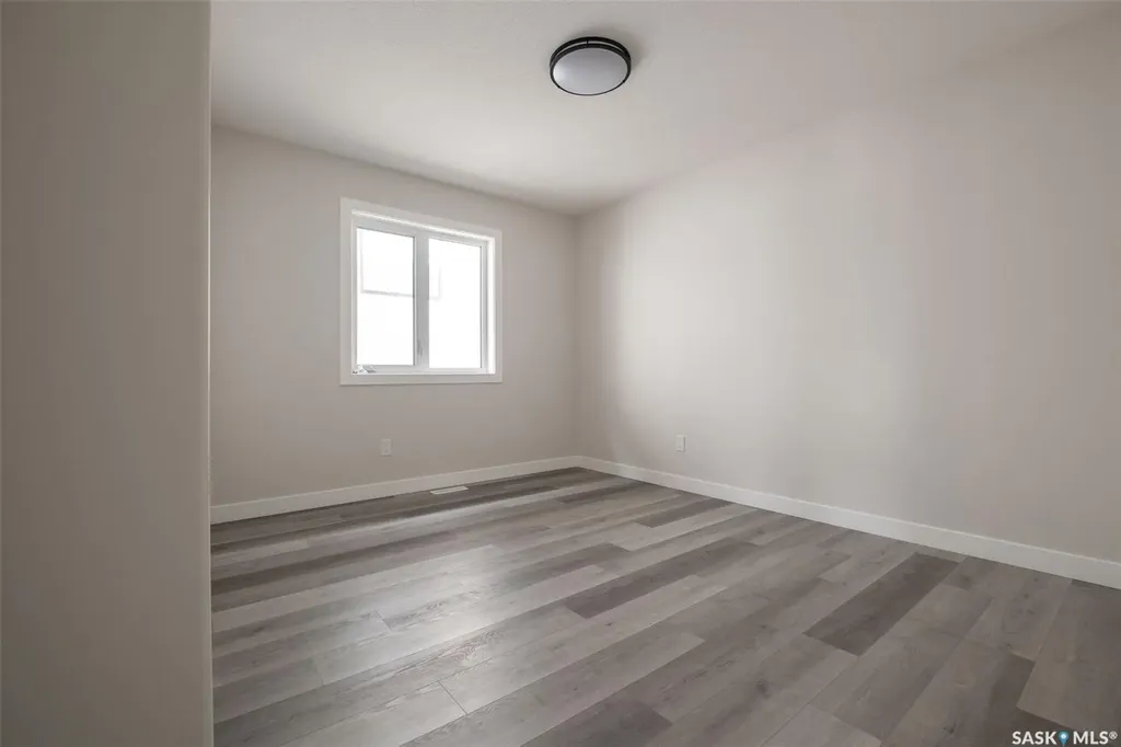 3748 Gee Crescent Regina SK S4V 3P1