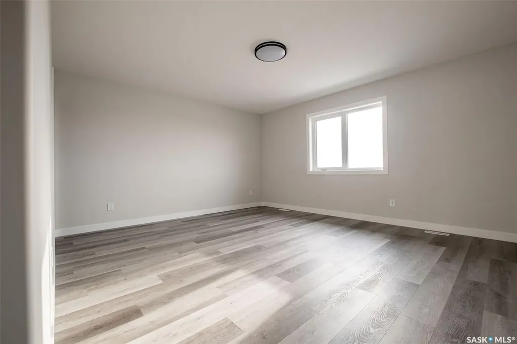 3748 Gee Crescent Regina SK S4V 3P1