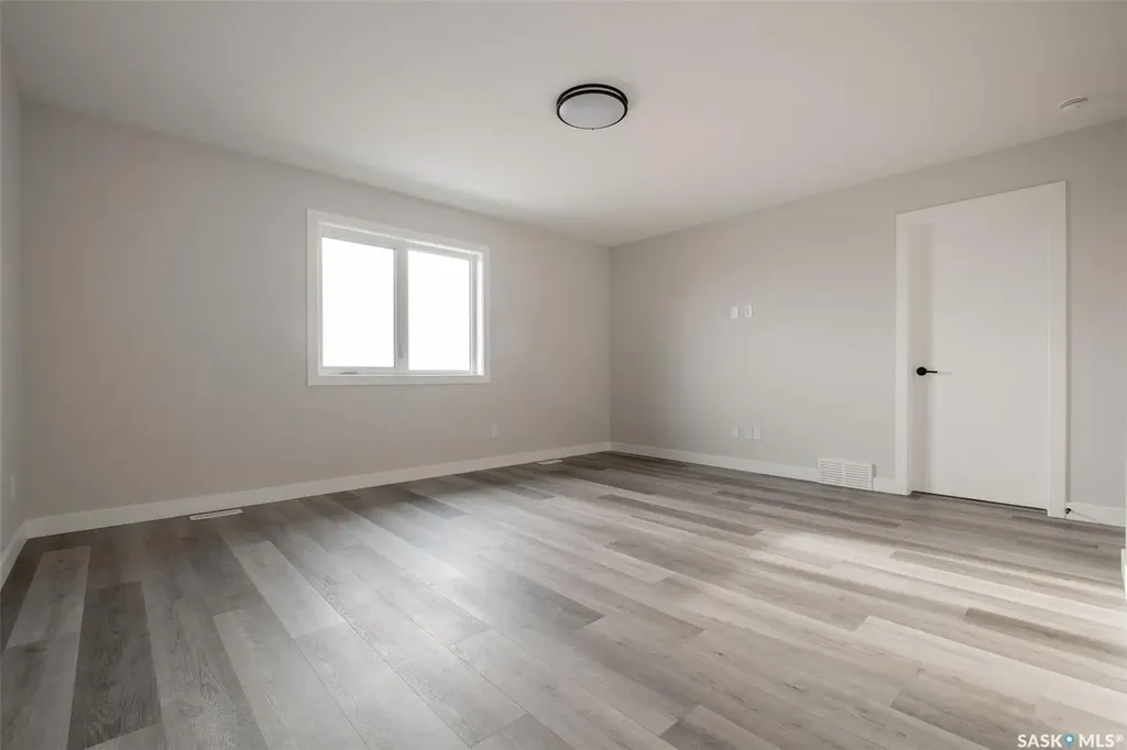 3748 Gee Crescent Regina SK S4V 3P1
