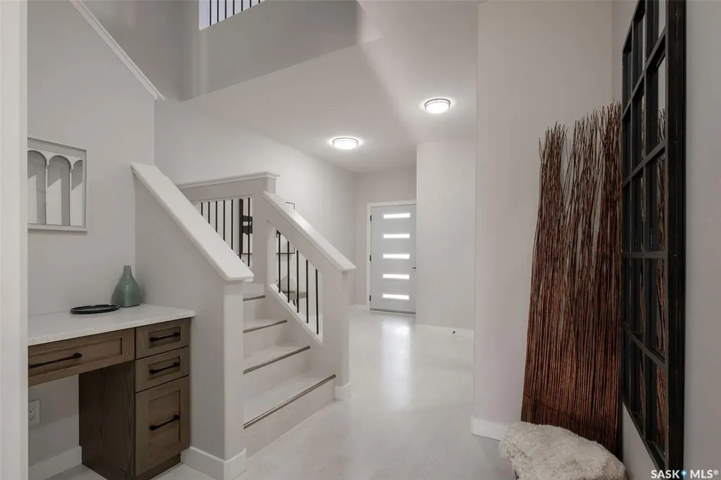 3748 Gee Crescent Regina SK S4V 3P1