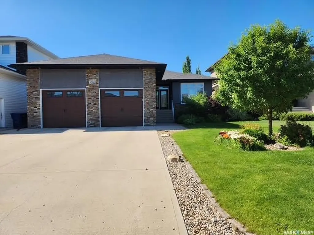 262 Blue Sage Drive Moose Jaw SK S6J 1N5