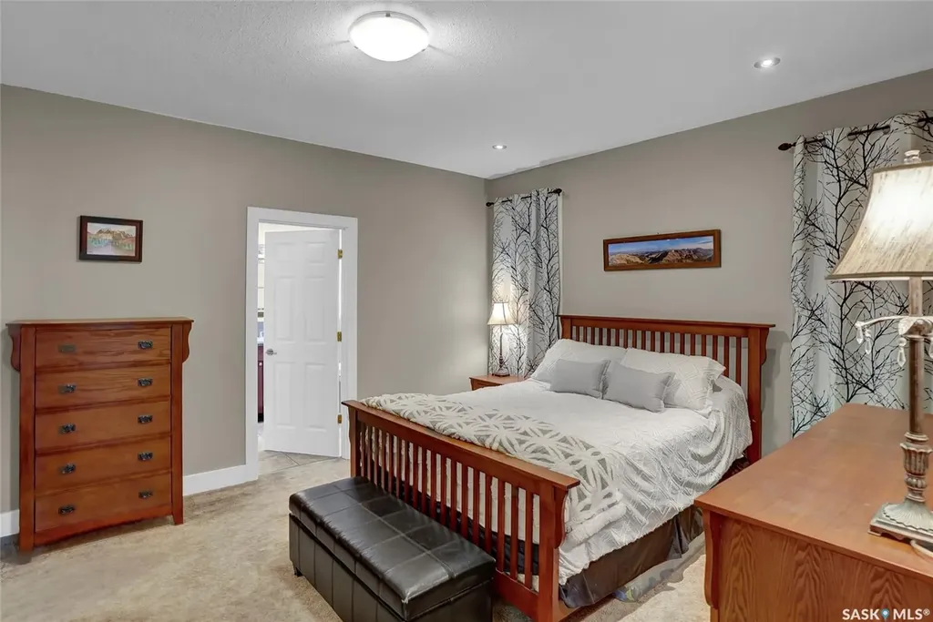 262 Blue Sage Drive Moose Jaw SK S6J 1N5