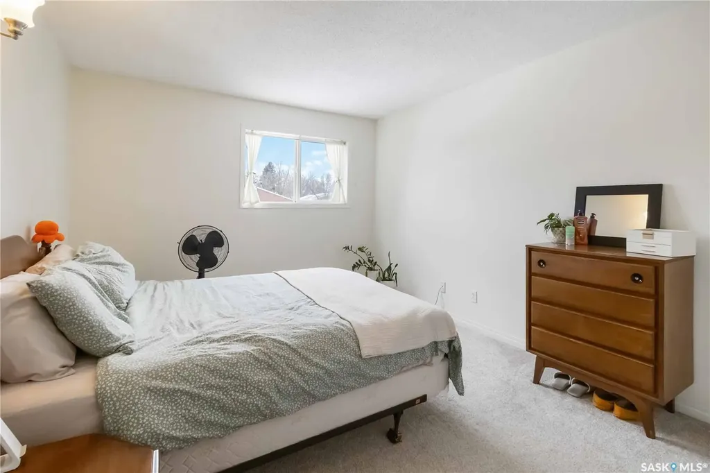 415 Tait Court Saskatoon SK S7H 5L3