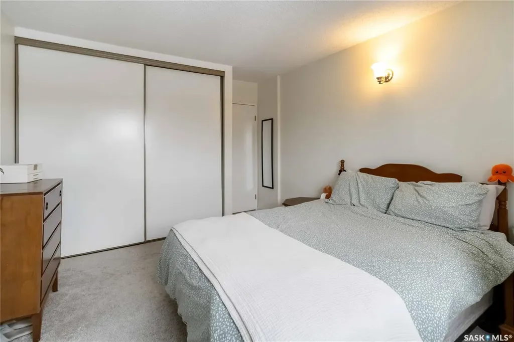 415 Tait Court Saskatoon SK S7H 5L3