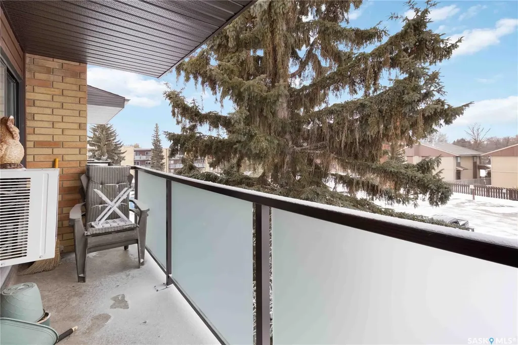 415 Tait Court Saskatoon SK S7H 5L3