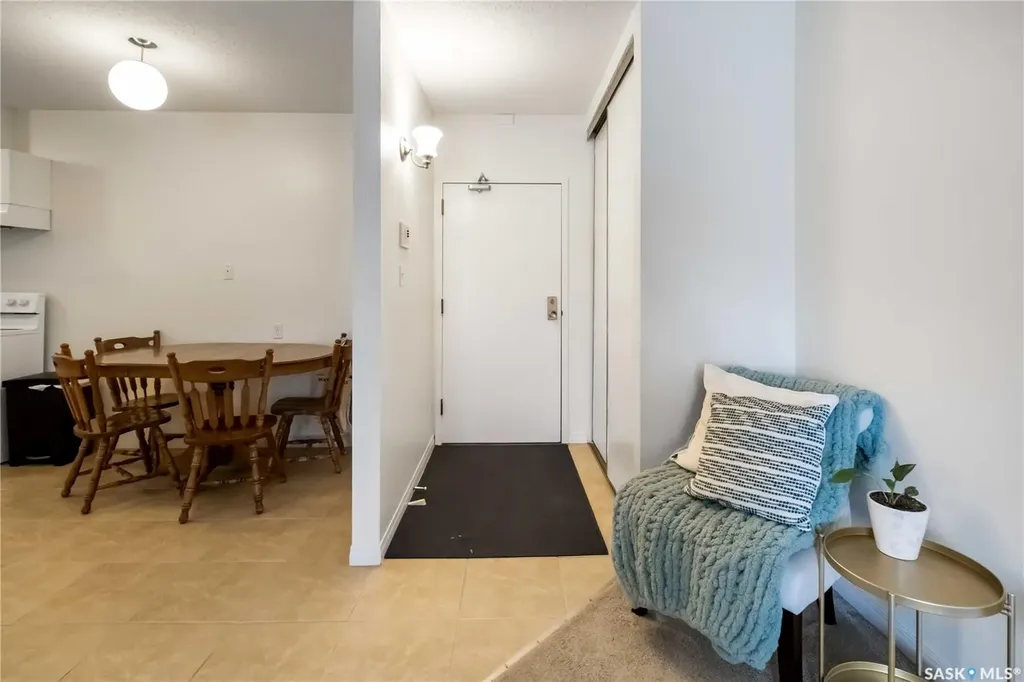415 Tait Court Saskatoon SK S7H 5L3
