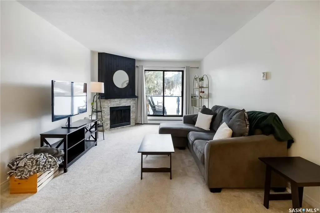 415 Tait Court Saskatoon SK S7H 5L3