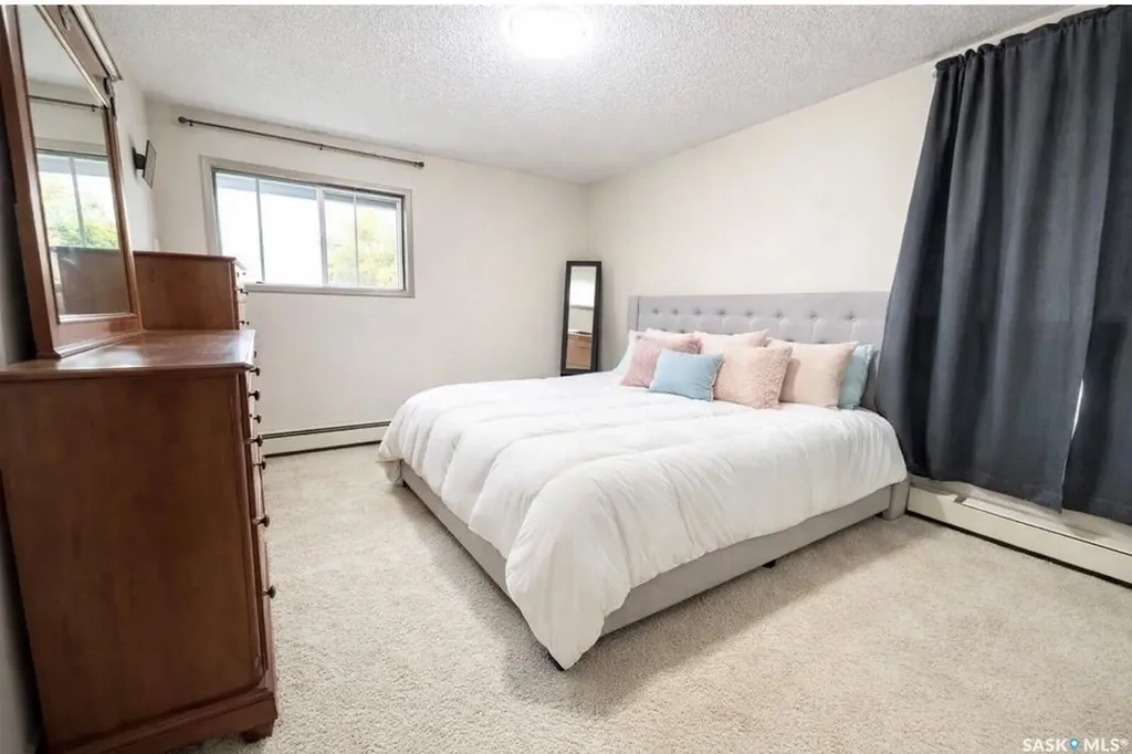 1140 9th Avenue NE Swift Current SK S9H 2S9