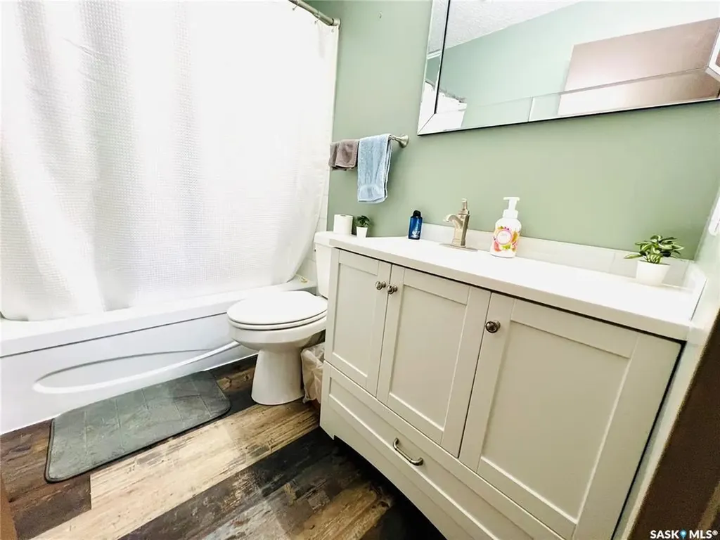 1140 9th Avenue NE Swift Current SK S9H 2S9