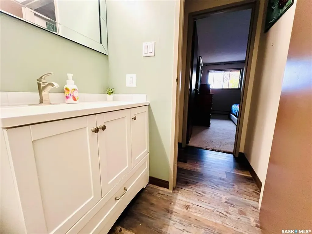 1140 9th Avenue NE Swift Current SK S9H 2S9