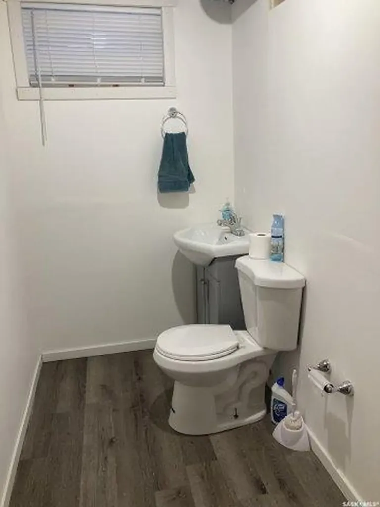 212 Fourth Street NE Ituna SK S0A 1N0