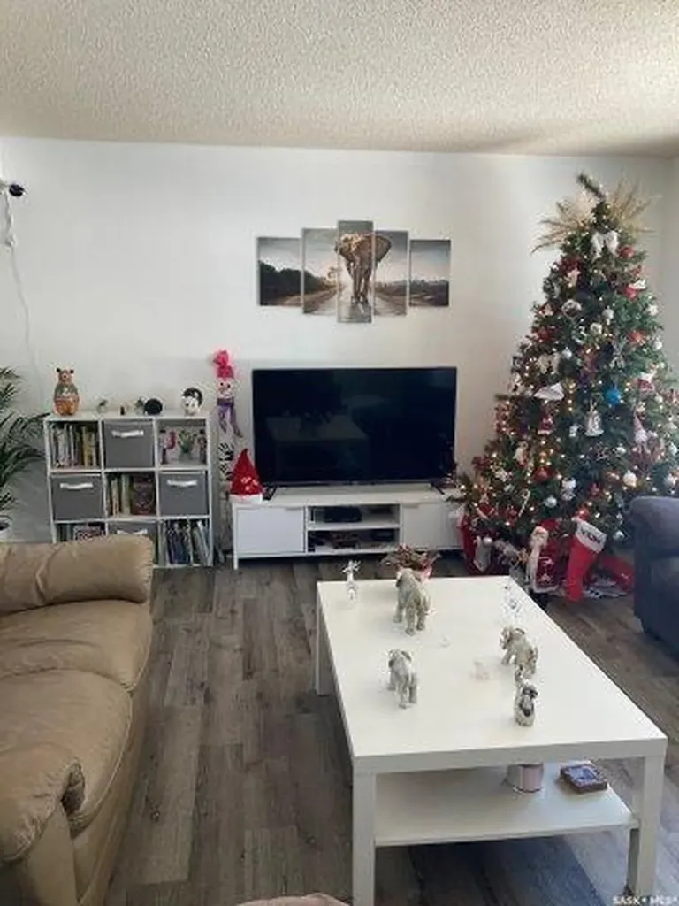 212 Fourth Street NE Ituna SK S0A 1N0