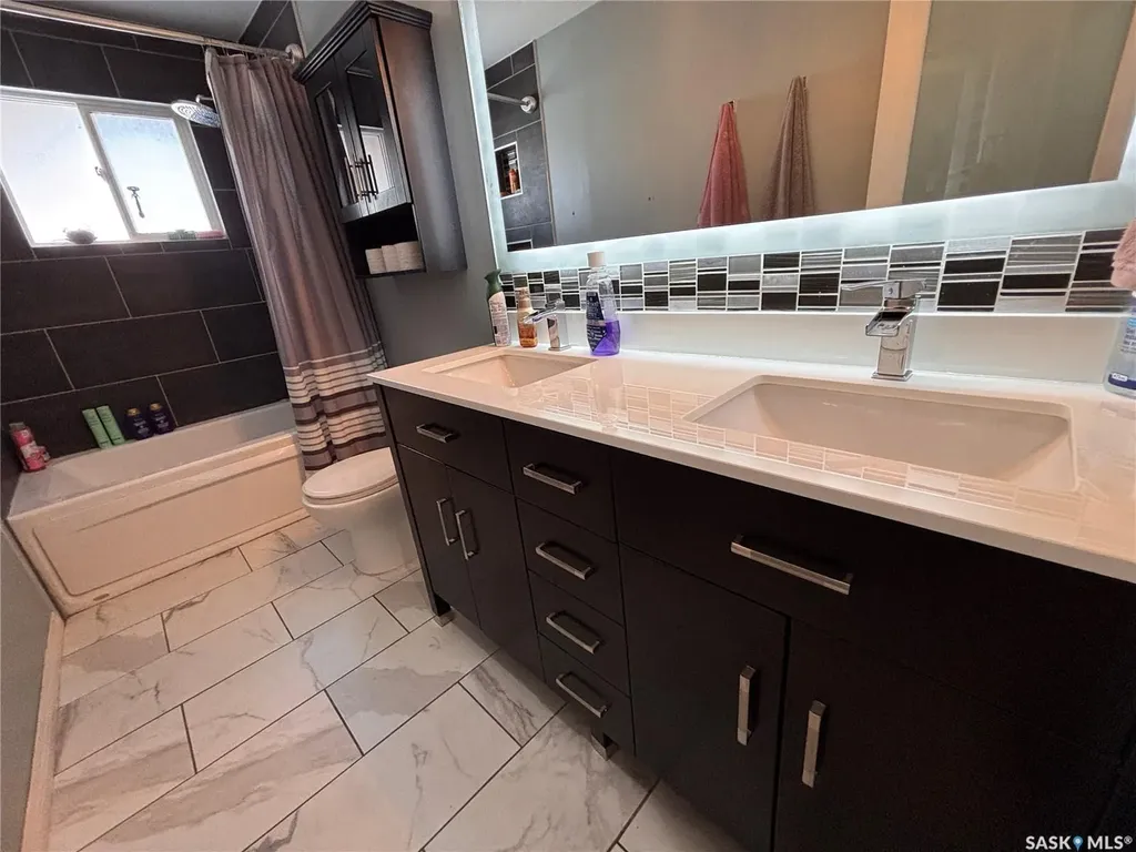 619 2nd Avenue N Alsask SK S0L 1A0