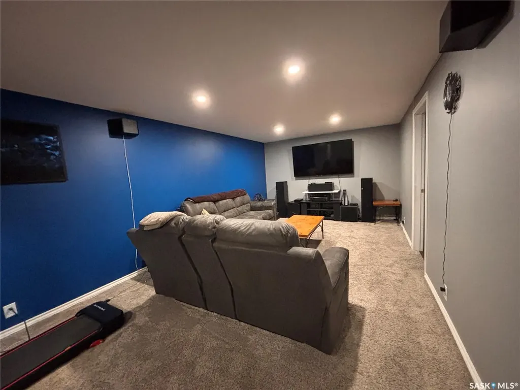 619 2nd Avenue N Alsask SK S0L 1A0