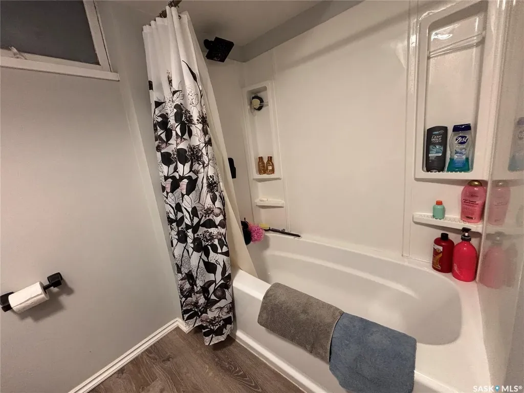 619 2nd Avenue N Alsask SK S0L 1A0