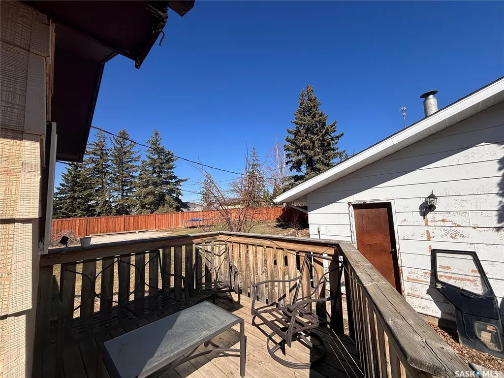 619 2nd Avenue N Alsask SK S0L 1A0