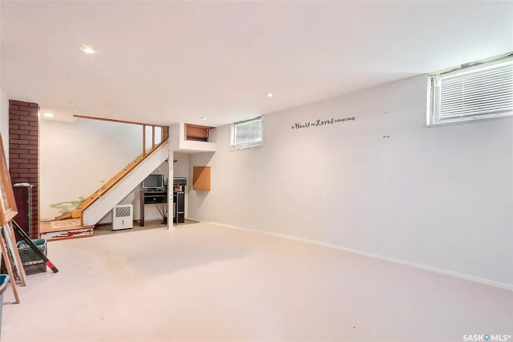 385 19th Street W Prince Albert SK S6V 4C8