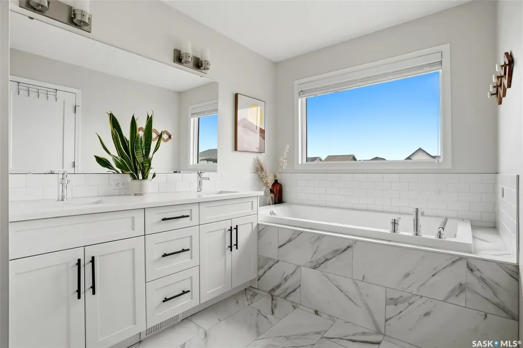 3050 Bellegarde Crescent Regina SK S4V 3W3