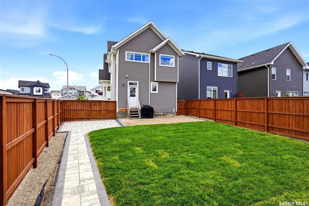 3050 Bellegarde Crescent Regina SK S4V 3W3