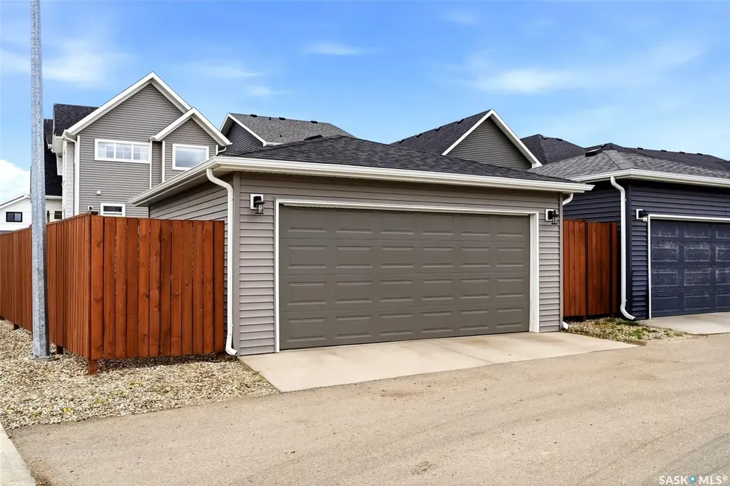 3050 Bellegarde Crescent Regina SK S4V 3W3